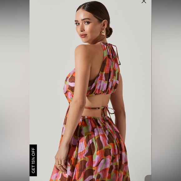 Brand New ASTR The Label Sivana Halter Maxi Dress in Red Brown Multi Size Large - Picture 4 of 14